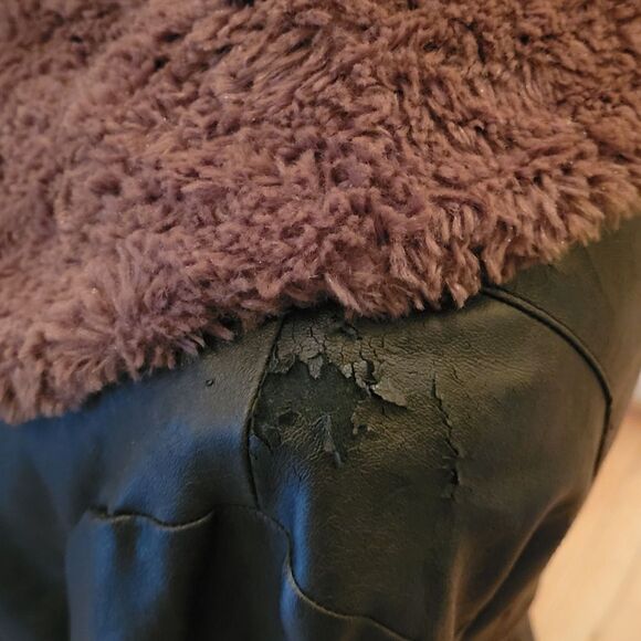 VINTAGE FAUX LEATHER EMBROIDERED JACKET - Picture 9 of 9